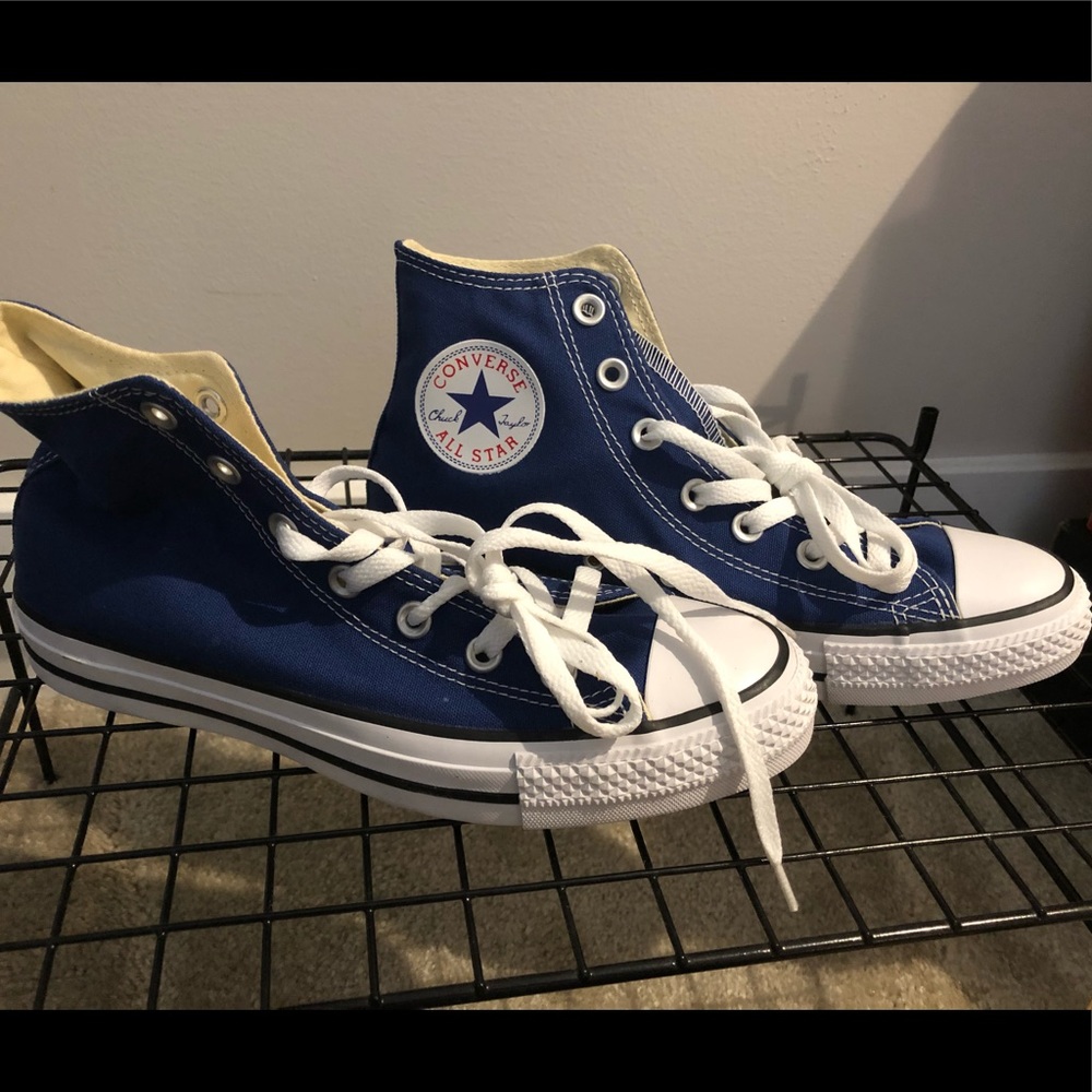 Converse high Tops Sz 6